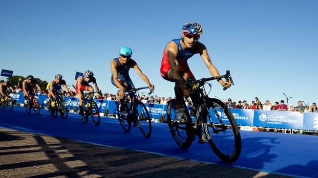  87-Year-Old Tri-Athlete Set Record in Chicago Competitions