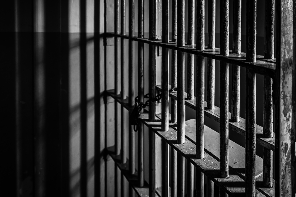 Two people sentenced to jail for bank fraud scheme