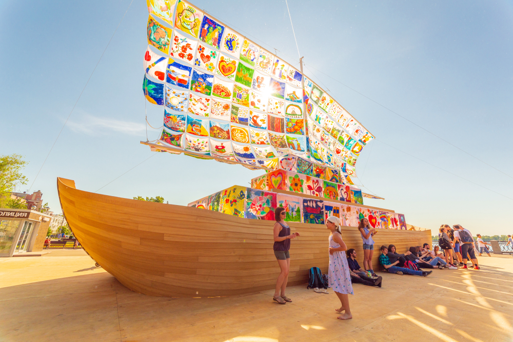 The Ship of Tolerance aligns with EXPO CHICAGO and docks in Navy Pier