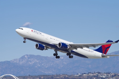 Delta plane makes emergency landing at LAX as girl died of cardiac arrest on board