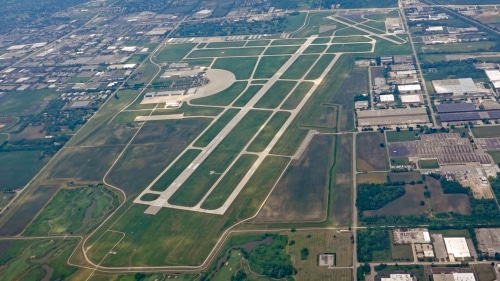 Chicago Executive Airport approves land for new airplane hangar