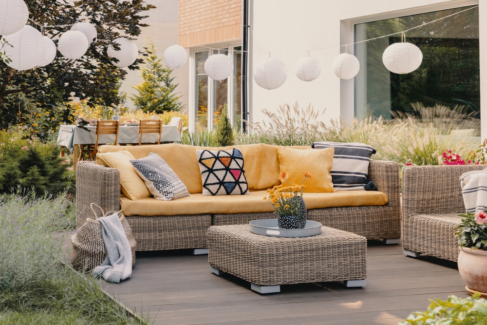  5 ways to create a cozy backyard getaway
