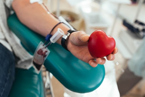 Fox Valley Orthopedics invites community residents to donate blood