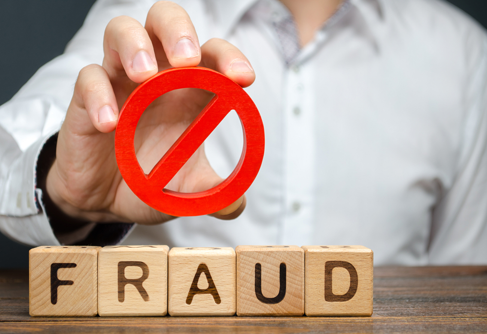 Suburban Chicago Tax Preparer Charged With COVID-Relief Fraud