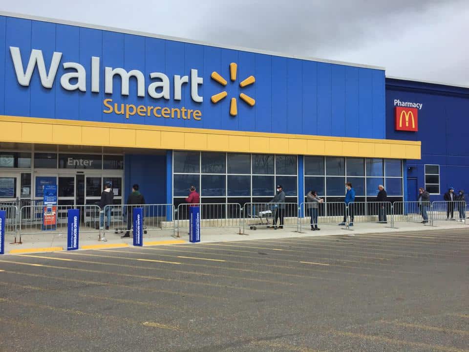 Walmart to close 3 stores in Chicago area