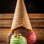 Ice cream makers to drop artificial colors by 2028