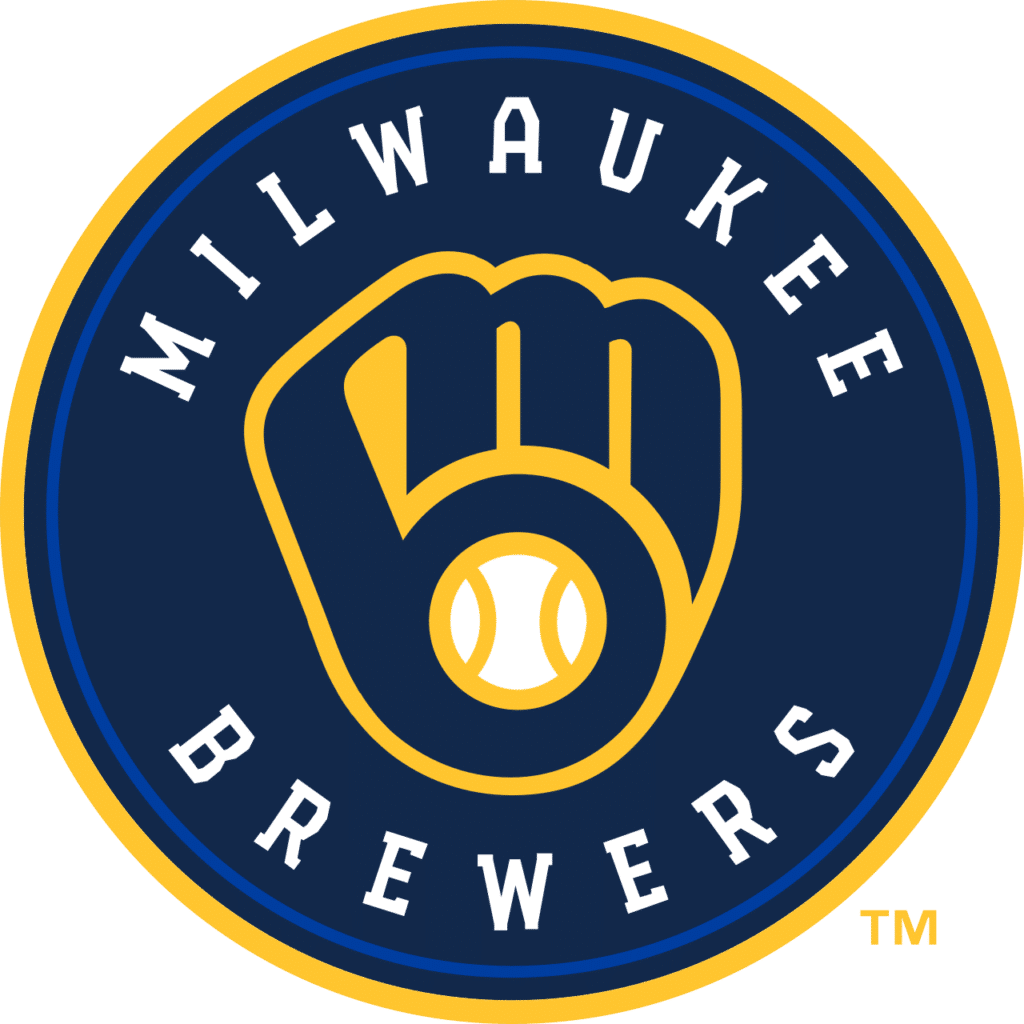 Brewers eye NL Central lead against Cubs